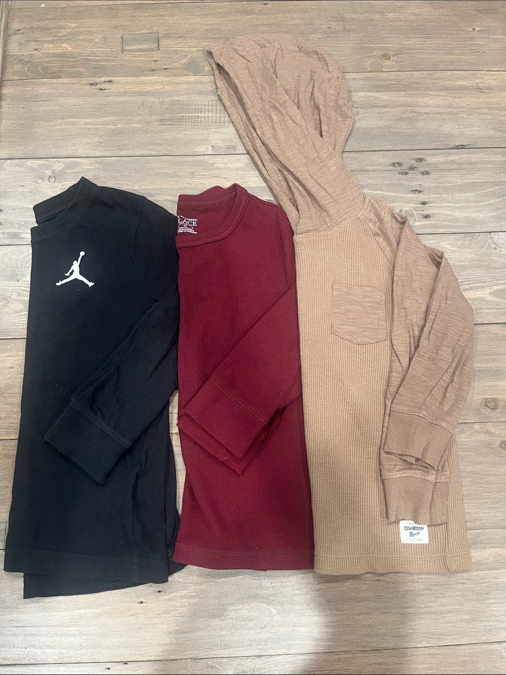 Kids 3 Long sleeve shirts 5t
Jordan 5t
children’s place 5t
old navy 5t